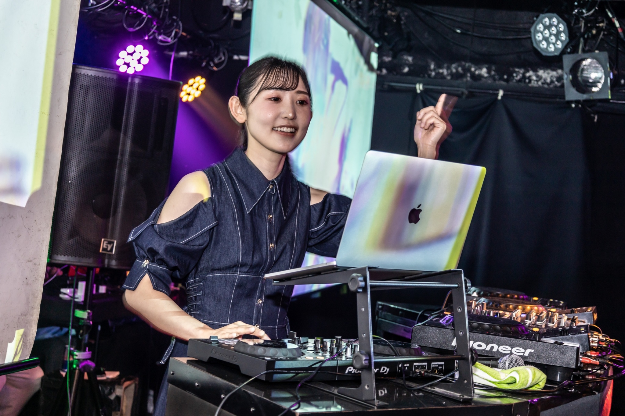 バンドリ 小原莉子 アーティスト缶バッジ